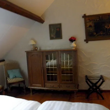 Boerderij De Zellebergen فندق